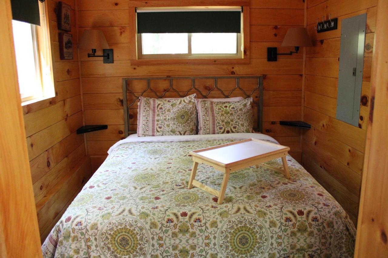 Country Road Lodge